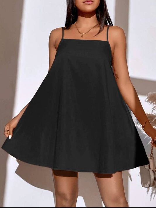 Backless cami dress in black