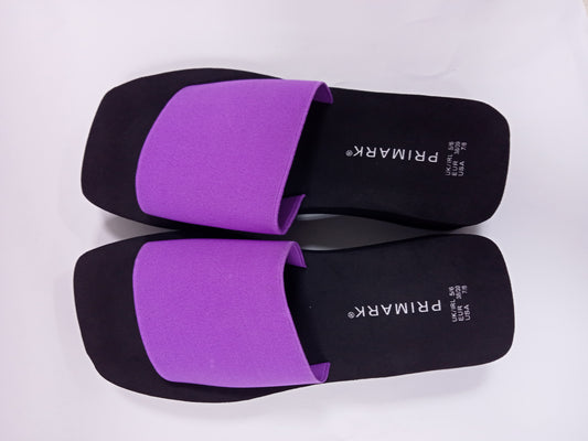 Platform slippers in purple